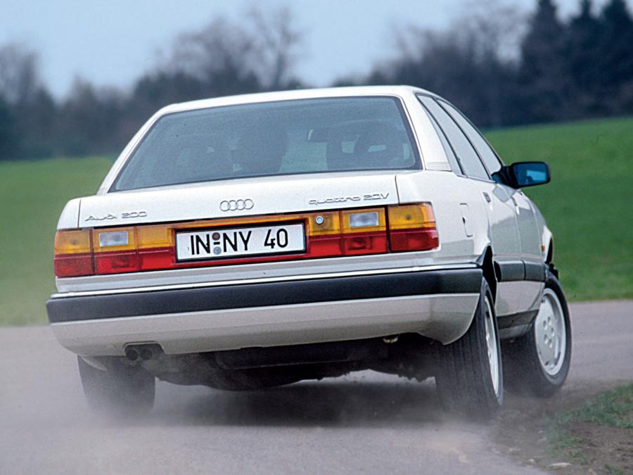  Audi 200 Quattro (44, 44Q) 1988 года  (WW) (фото 3 из 15)